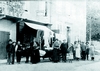  Go to the page that contains this image: Francia, fine '800. Le famiglie Giovannacci e Maucci, originarie di Mulazzo (MS), venditori ambulanti nella Provincia delle Hautes Alpes.
