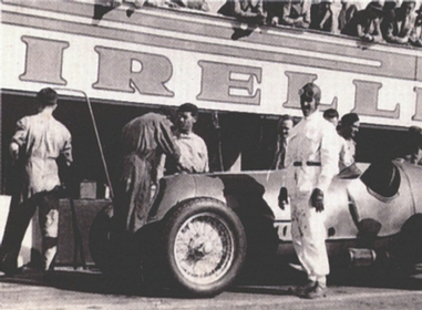 Tazio Nuvolari al box Pirelli – G.P. di Monza